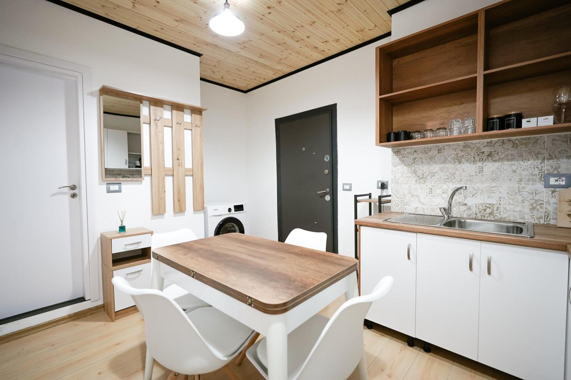 Ora Apartments Gjirokastër Buitenkant foto